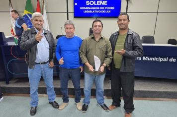 Foto - Sessão Solene do Troféu Líder Comunitário Arcelino Albrecht e Menção Honrosa ao Servidor Público Municipal Aposentado - 09/12/24