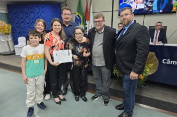 Foto - Sessão Solene - Título de Cidadão Ijuiense e Medalhas Comendas das Nações - 2024