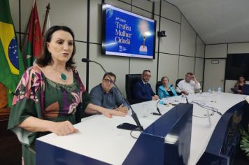 Foto - Sessão Solene de entrega do Troféu Mulher Cidadã 2024