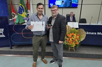 Foto - Sessão Solene - Título de Cidadão Ijuiense e Medalhas Comendas das Nações - 2024