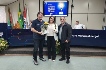 Foto - Sessão Solene de entrega do Troféu Mulher Cidadã 2024