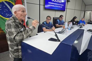 Foto - Sessão Solene do Troféu Líder Comunitário Arcelino Albrecht e Menção Honrosa ao Servidor Público Municipal Aposentado - 09/12/24