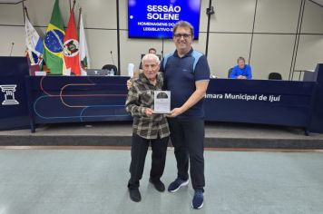 Foto - Sessão Solene do Troféu Líder Comunitário Arcelino Albrecht e Menção Honrosa ao Servidor Público Municipal Aposentado - 09/12/24