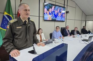 Foto - Sessão Solene - Título de Cidadão Ijuiense e Medalhas Comendas das Nações - 2024