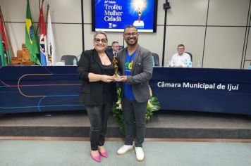 Foto - Sessão Solene de entrega do Troféu Mulher Cidadã 2024