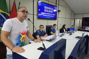 Foto - Sessão Solene do Troféu Líder Comunitário Arcelino Albrecht e Menção Honrosa ao Servidor Público Municipal Aposentado - 09/12/24