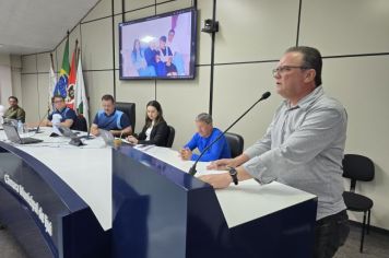 Foto - Sessão Solene do Troféu Líder Comunitário Arcelino Albrecht e Menção Honrosa ao Servidor Público Municipal Aposentado - 09/12/24