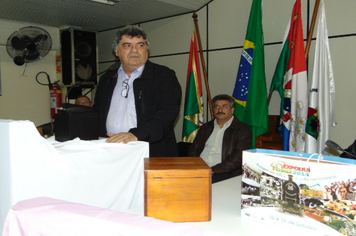 Foto - Vereadores recebem visita de uma Comitiva da ExpoIjuí/ Fenadi na Sessão da Câmara