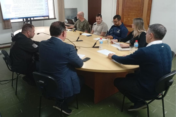 Comissão de Finanças e Orçamento analisa projetos de impacto financeiro e de infraestrutura do município