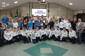 Legislativo celebra conquistas e trajetórias marcantes em Sessão Solene de Homenagens