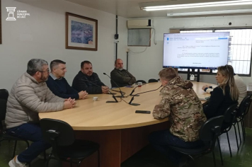 CE de Emenda à Lei Orgânica debate sobre Projetos de modificação do Recesso Parlamentar e Concessões de Títulos. 