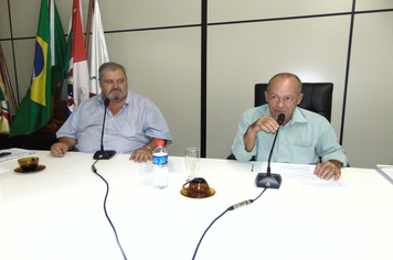 Vereadores aprovam cinco projetos de lei na Sessão desta segunda-feira 