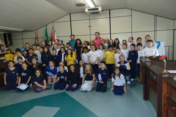 Alunos do CEAP e São Geraldo visitam a Câmara de Vereadores   