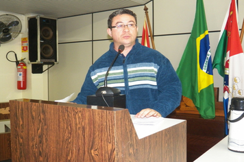 Vereador Adamy pede melhorias ao Poder Executivo