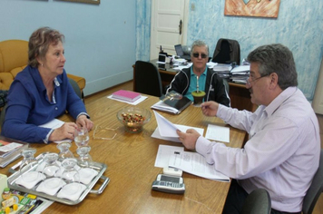 Vereadora Helena discute projetos com prefeito Ballin e secretário da Fazenda? 