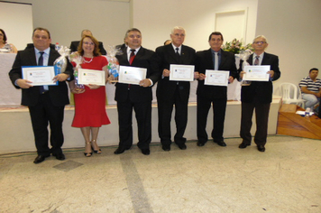 Sessão Solene de entrega de Títulos de Cidadão Ijuiense aconteceu na noite desta quarta-feira