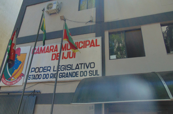 Câmara de Vereadores devolve R$ 300.000,00 (trezentos mil reais) ao Poder Executivo