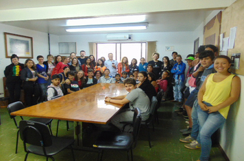 Alunos da Escola Luiz Fogliatto visitam a Câmara de Vereadores