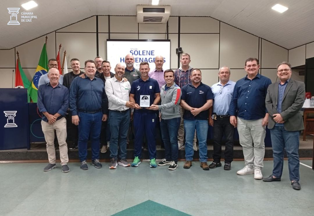 Poder Legislativo homenageia Tiago Antonello, Campeão Mundial de Tiro Esportivo