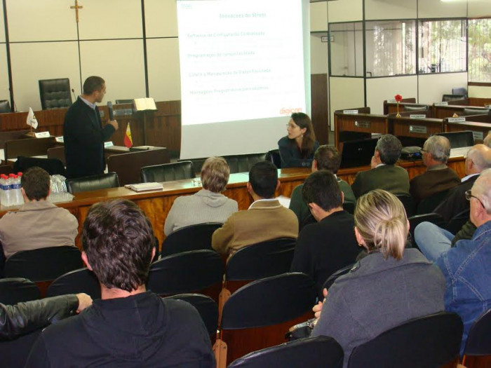 Comissão Representativa do Estacionamento Rotativo se reuniu na tarde desta quinta-feira