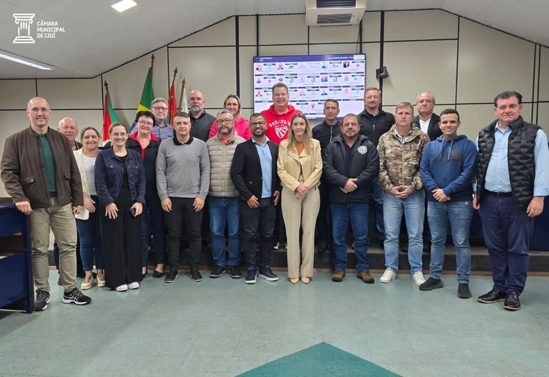 Participação da Juíza Maria Luiza Pollo Gaspary enriquece debate em Sessão Ordinária no Legislativo