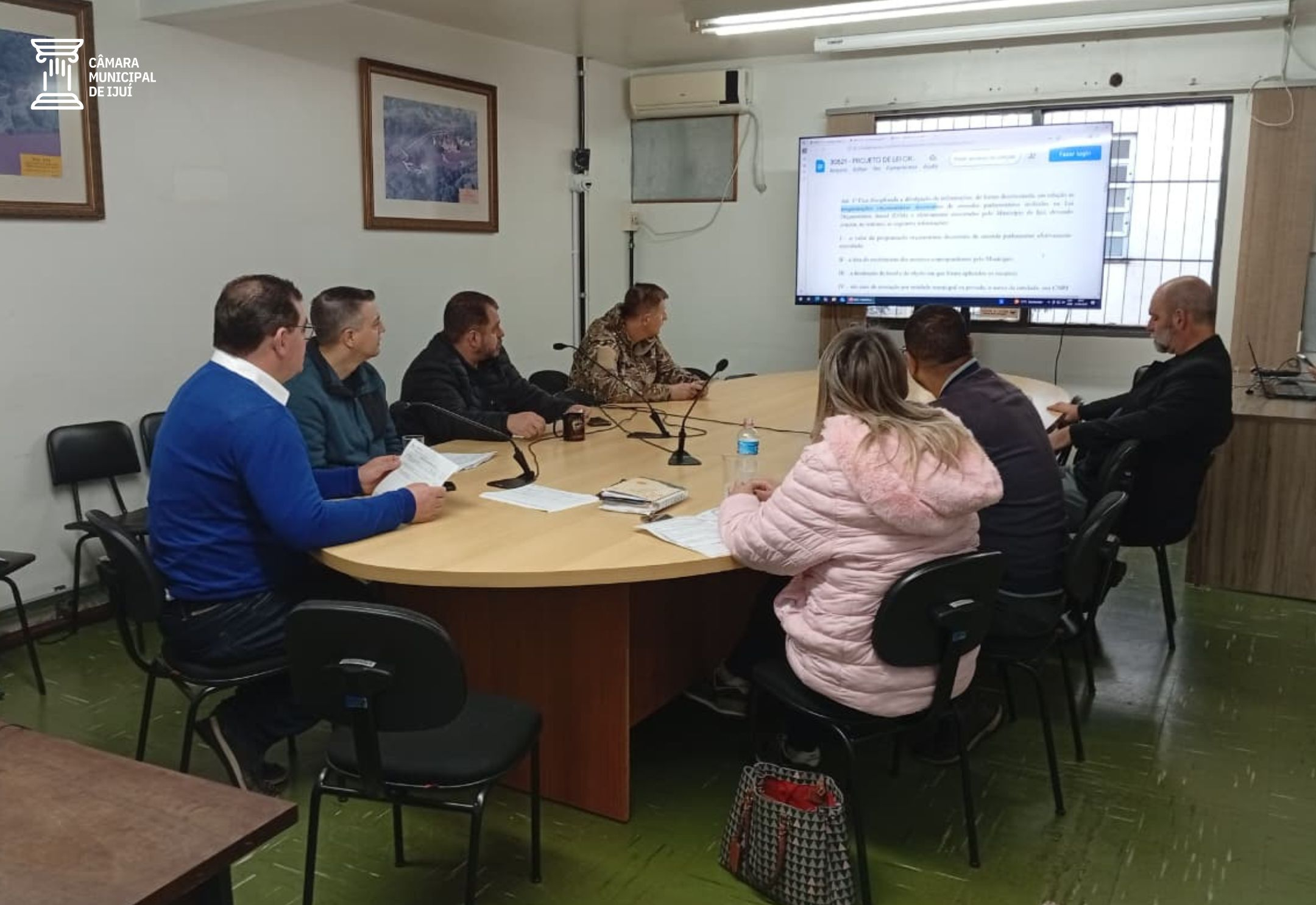 Comissão de Finanças e Orçamento de Ijuí analisa projetos cruciais para a gestão municipal