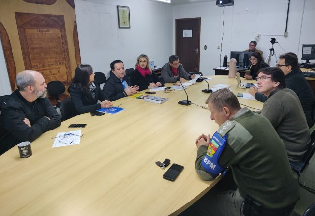 CFO debate Projetos de Lei oriundos do Poder Executivo