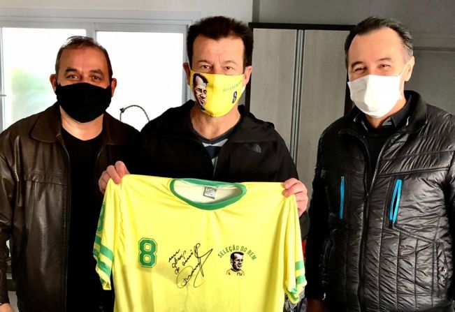 Poder Legislativo homenageará o ex-jogador de futebol Dunga