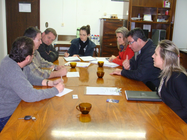 Comissão Especial para tratar sobre a Estação Rodoviária de Ijuí esteve reunida na tarde desta quarta-feira