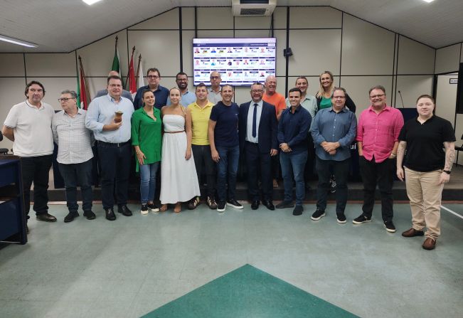 Vereadores abordam o crescimento do esporte Padel em Sessão Ordinária