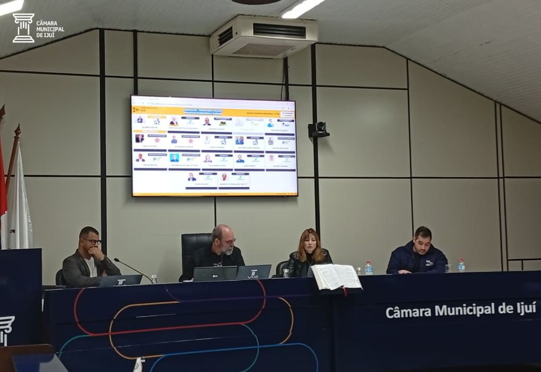 Vereadores aprovam todos os Projetos deliberados em Sessão Plenária 