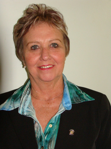 Vereadora sugere substituição e ampliação do número de abrigos de ônibus