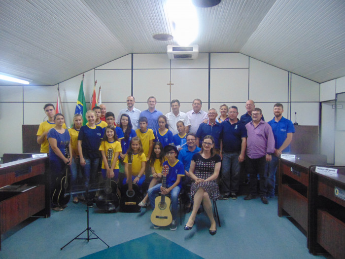 Sessão contou com a presença de alunos que integram o Programa AABB-Comunidade