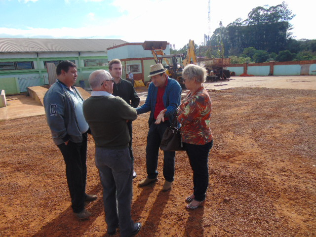 Vereadores que integram a Comissão de Políticas Públicas realizaram visita à Garagem Municipal 