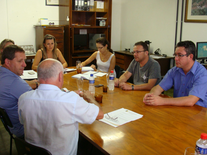 Comissão Especial esteve reunida para debater a situação da Estação Rodoviária 