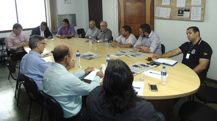 Comissão Especial reuniu-se com o prefeito e autoridades